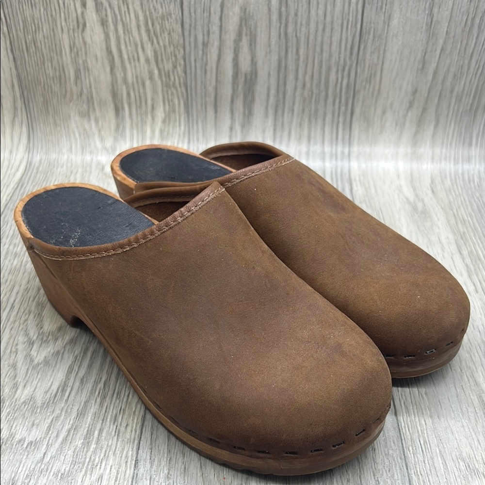 Anna Brown Suede Mules with Wooden Platform